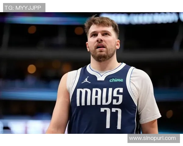 东契奇生涯场均得到28.7分,历史上仅次于乔丹和张伯伦 东契奇生涯场均得到28.7分,历史上仅次于乔丹和张伯伦