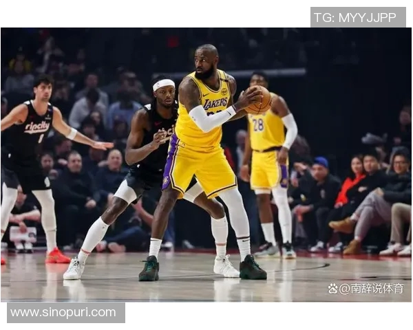 詹姆斯40+8里夫斯32分 东契奇缺阵湖人击败开拓者 詹姆斯40+8里夫斯32分 东契奇缺阵湖人击败开拓者