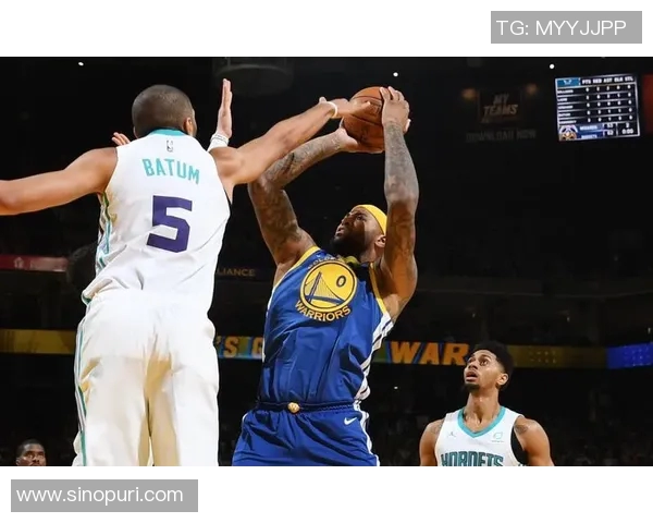 马内克半场三分弹无虚发，外线6投6中个人独得18分