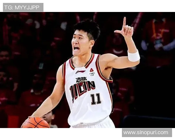 姜伟泽上半场4中4得到11分，下半场没有出战&球队3分惜败